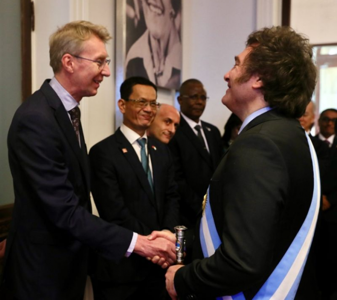El presidente Milei recibió en la Casa Rosada al CEO global de Ericsson